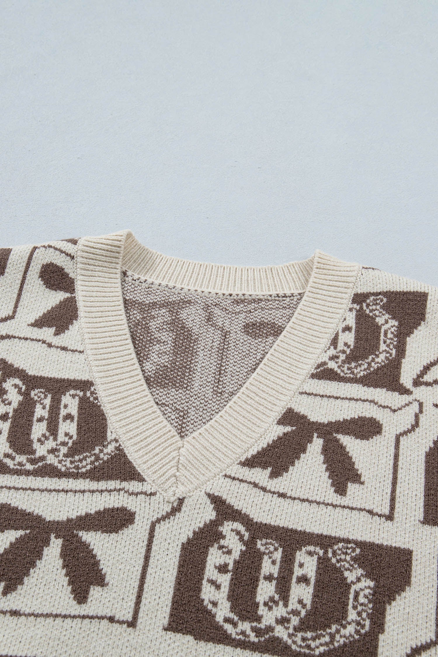 Western Horseshoes & Bows Sleeveless V-Neck Sweater Top