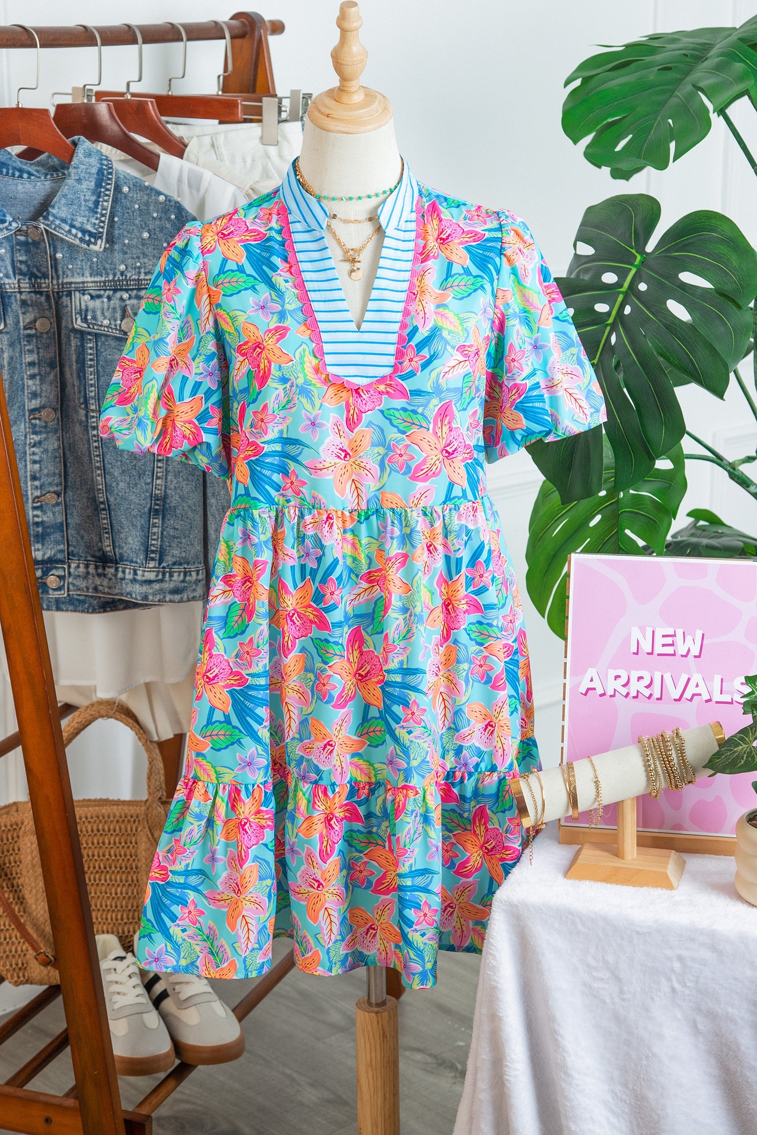 Floral Stripe Scallop Trim V-Neck Tiered Dress
