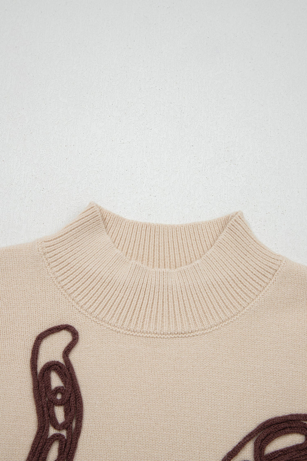 Western Corded Horseshoe Mock Neck Short Sleeve Sweater
