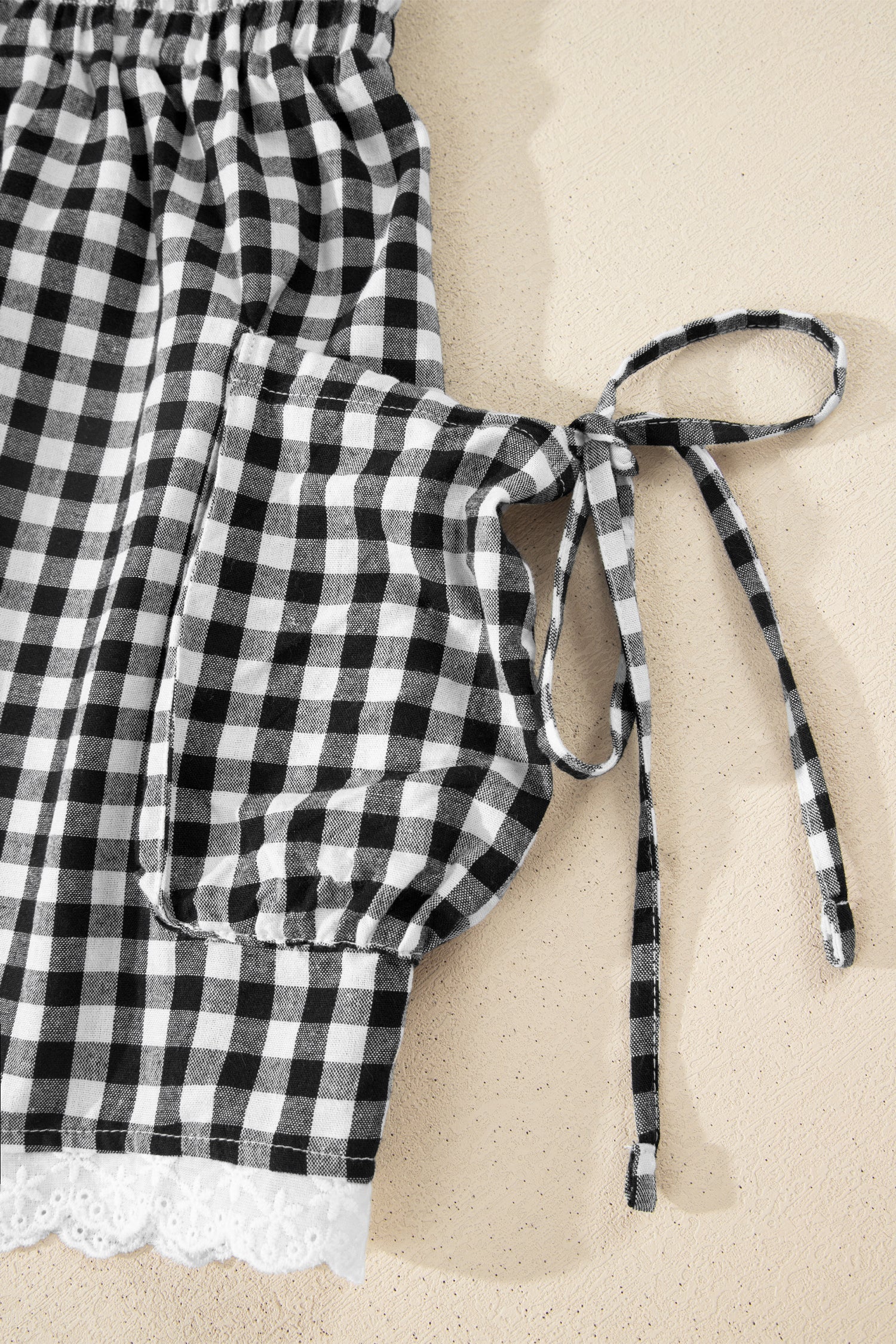 Gingham Lace Trim Pouch Pocket Shorts
