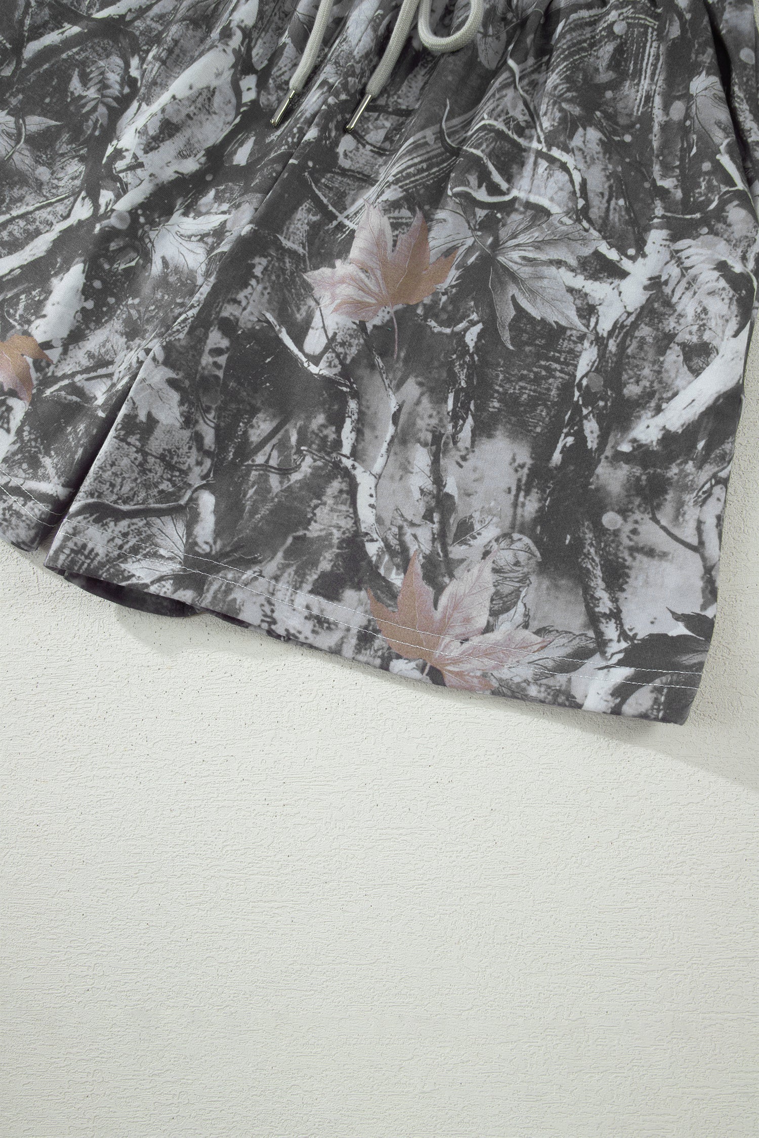 Camo Tie Elastic High Waist Shorts