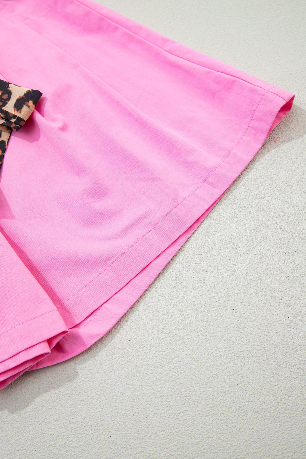 Leopard Contrast Belt Pleated Wide Leg Shorts