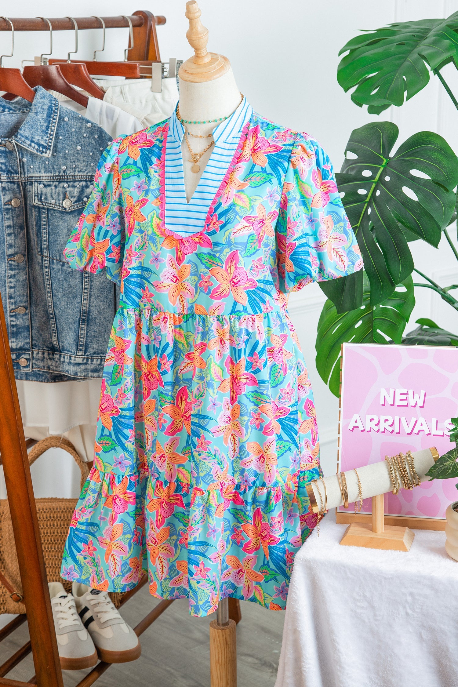 Floral Stripe Scallop Trim V-Neck Tiered Dress
