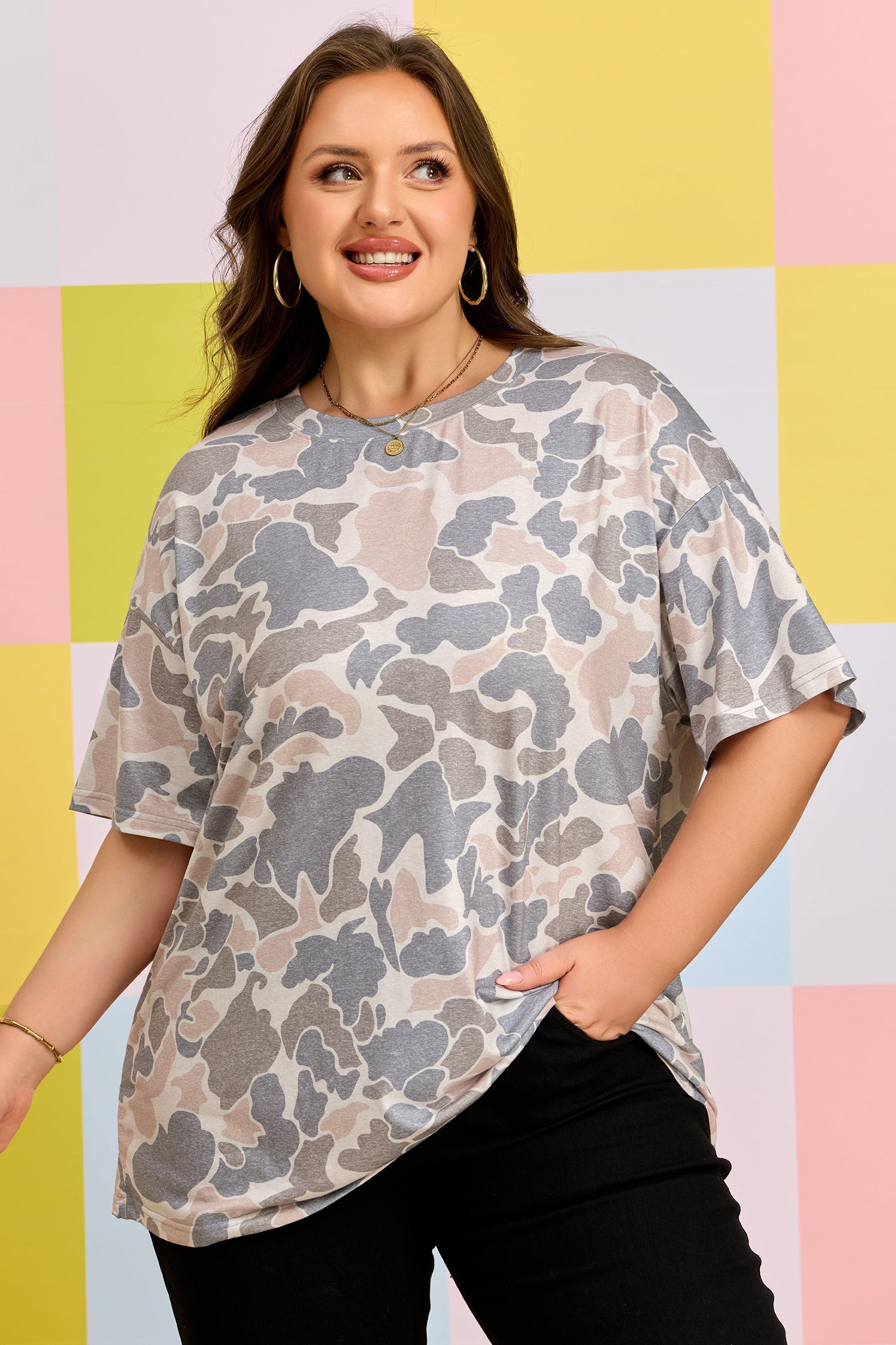 Plus Size Camo Short Sleeve T-Shirt