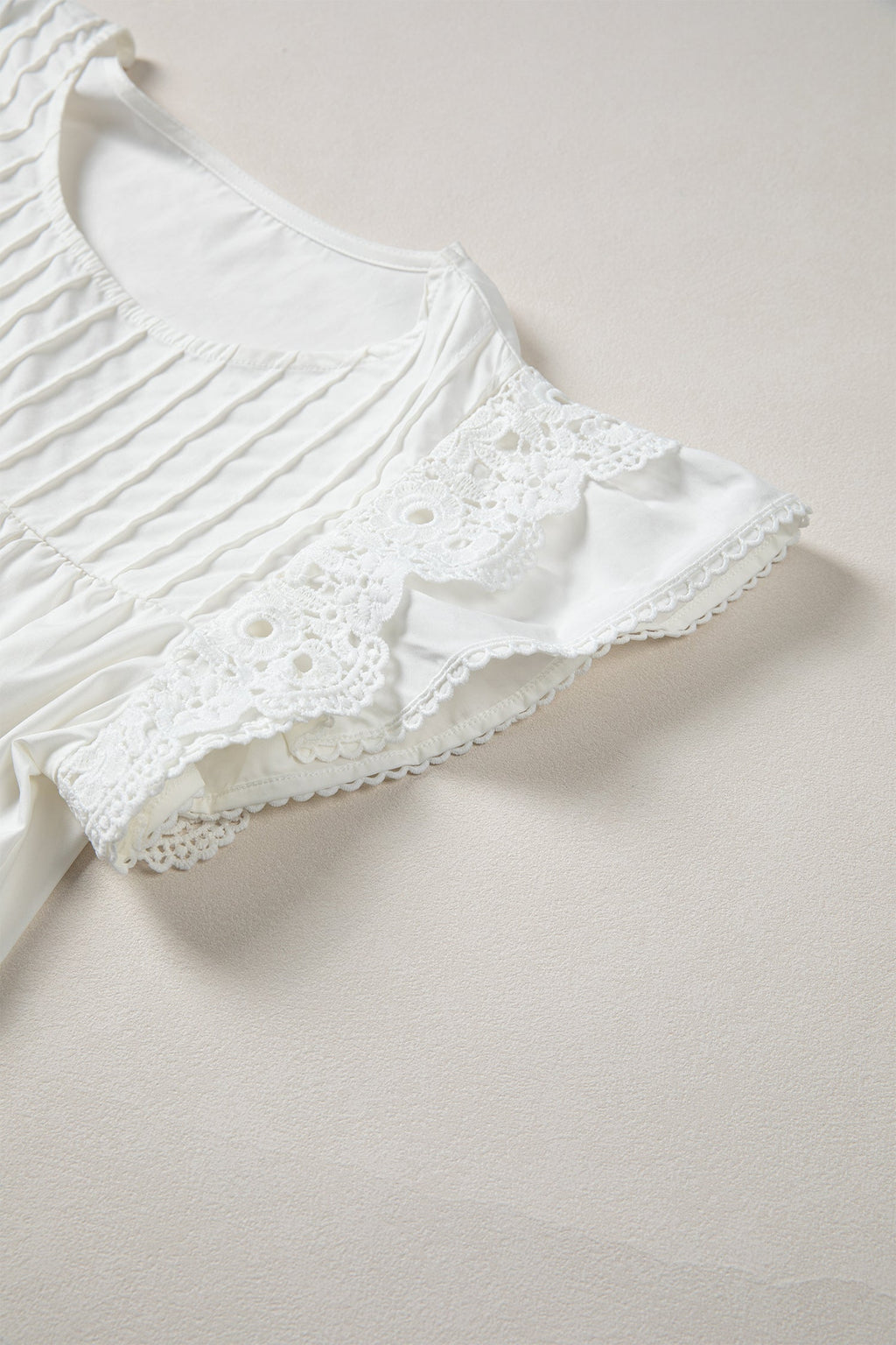 Lace Flutter Sleeve Pleated Round Neck Blouse