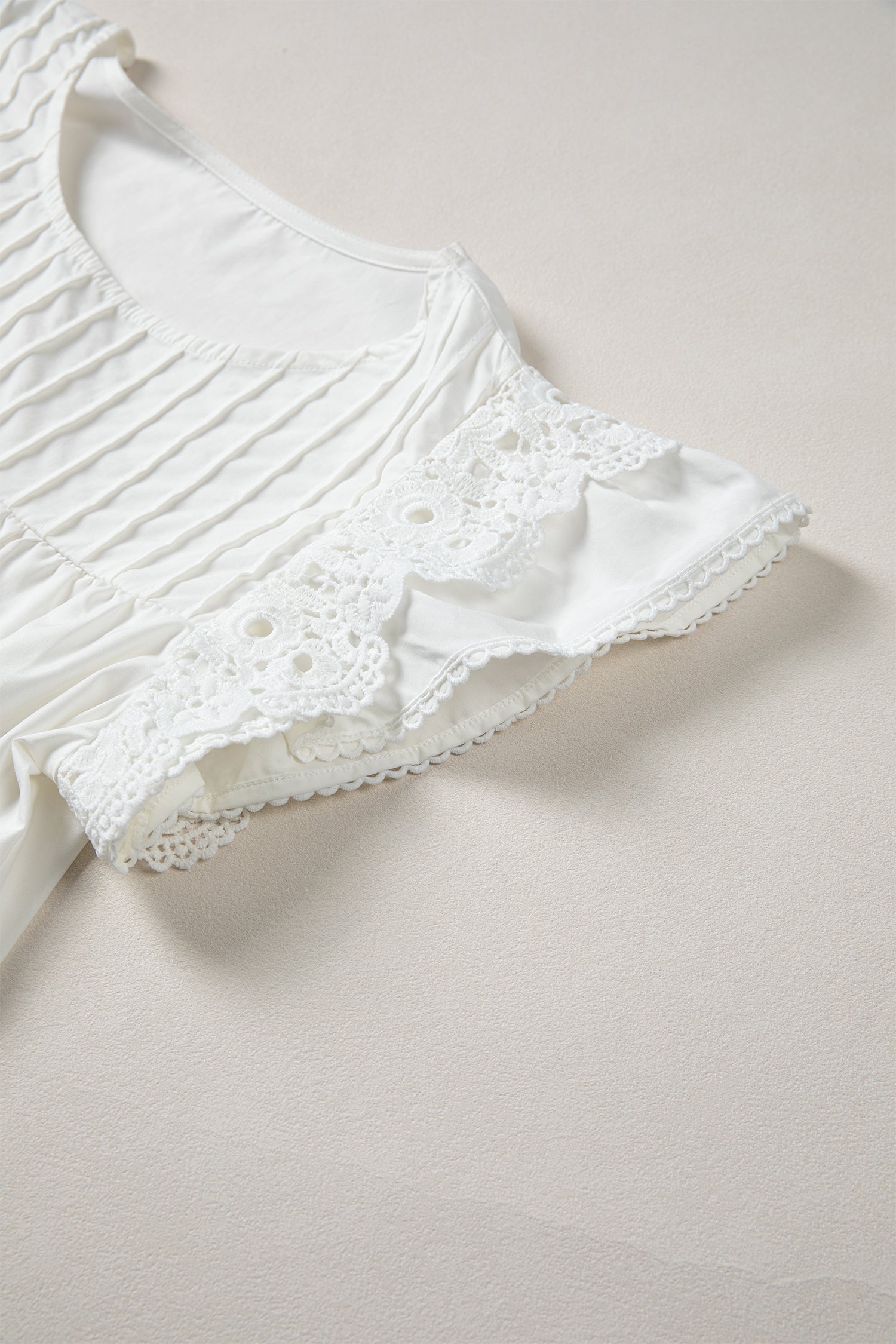 Lace Flutter Sleeve Pleated Round Neck Blouse