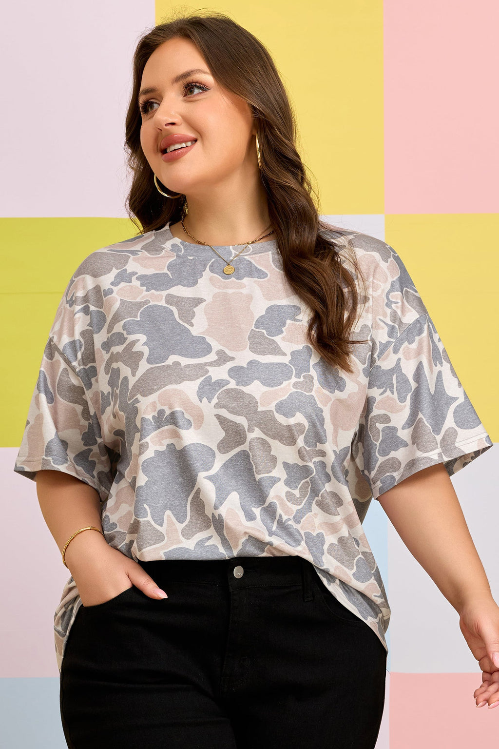 Plus Size Camo Short Sleeve T-Shirt