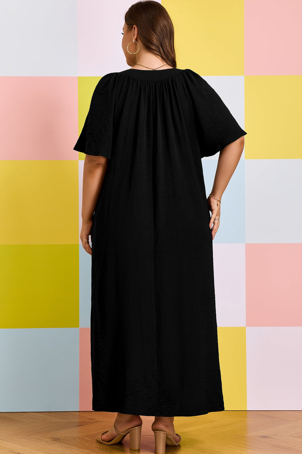 Plus Size Solid Notched Neck Short Sleeve Dress