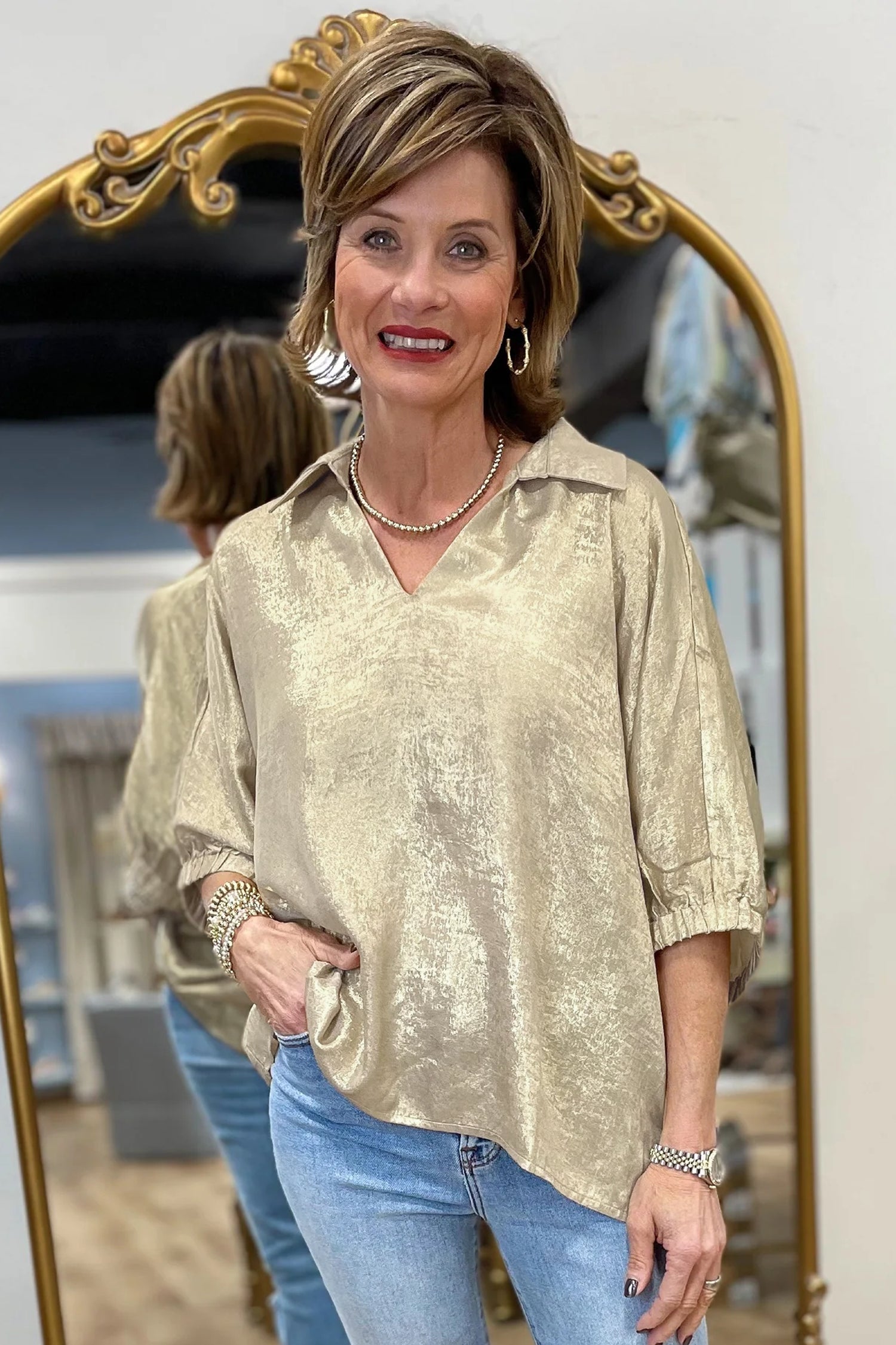 Metallic Collared V-Neck 3/4 Sleeve Top