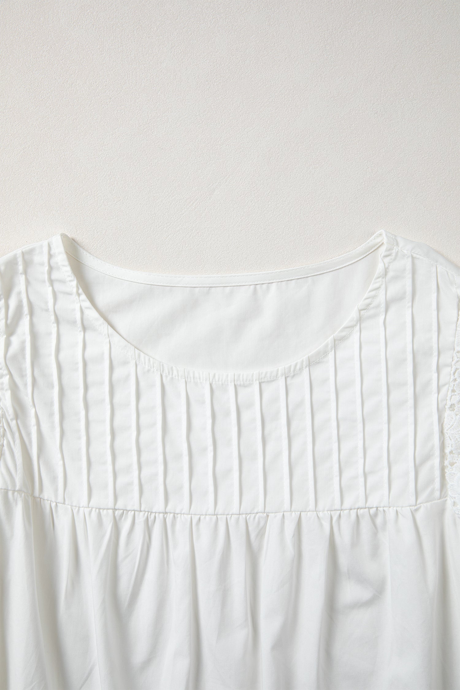 Lace Flutter Sleeve Pleated Round Neck Blouse